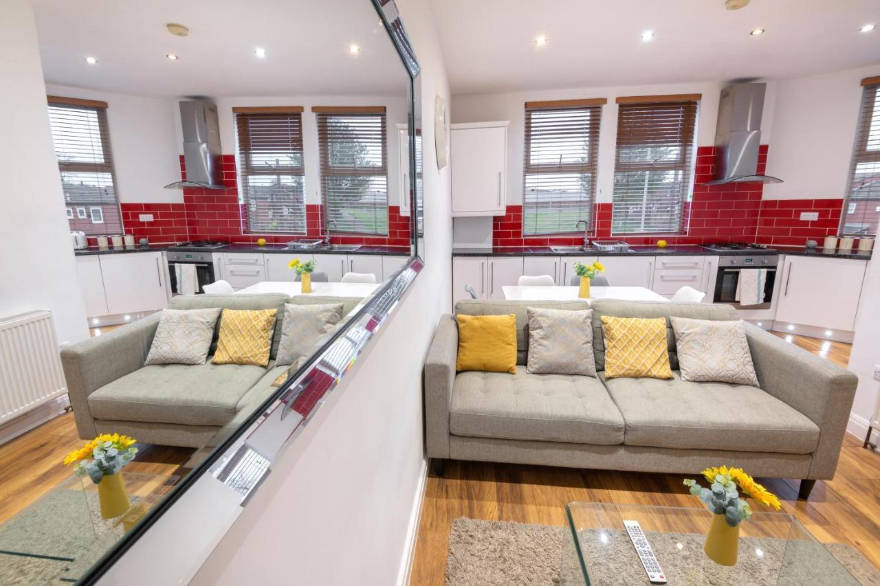 Modern Apartment Close To City Centre With Parking ليدز المظهر الخارجي الصورة
